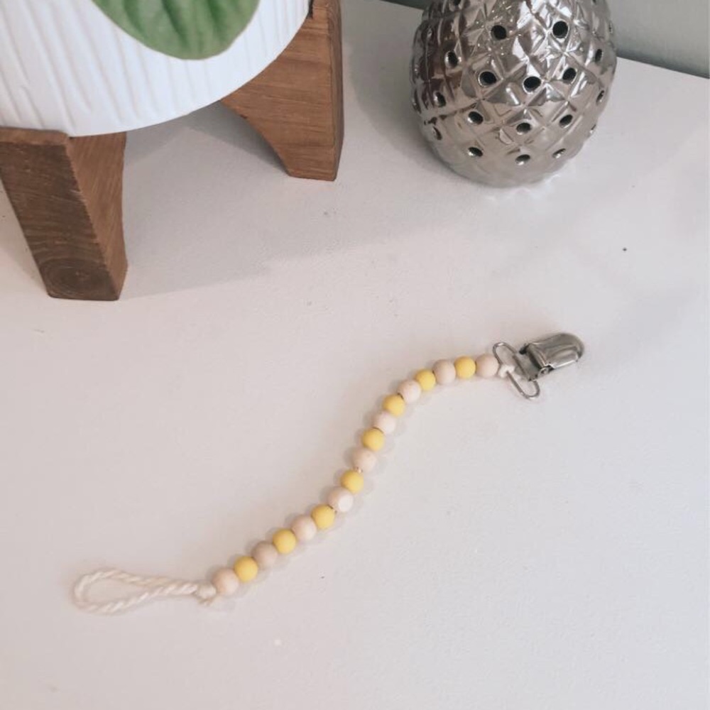 sunshine paci clip